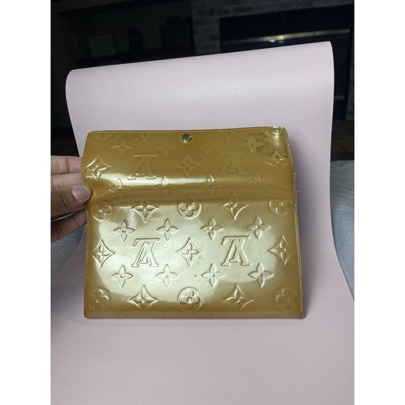 Louis Vuitton Vernis Sarah Wallet Gold Patent Authentic – Read Condition - Picture 2 of 4